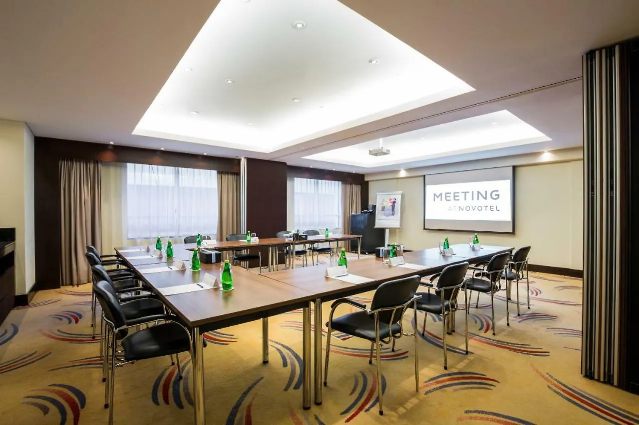 Novotel Deira Creekside Dubaj Hotel
