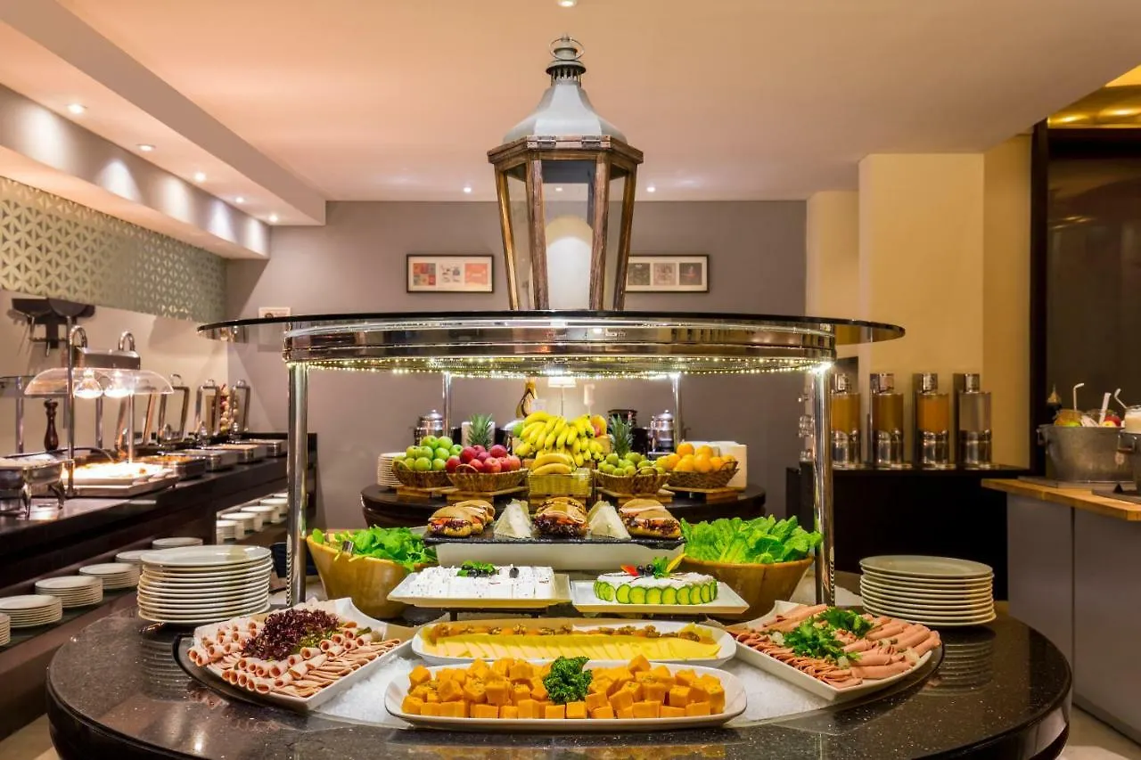 Novotel Deira Creekside Dubaj
